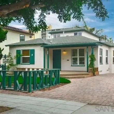 Buy this 7 bed house on 939 Loring Street in San Diego, CA 92109