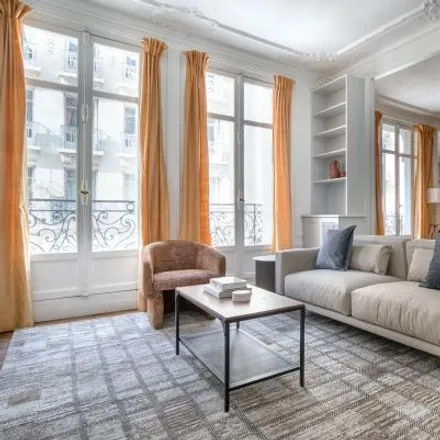 Rent this 4 bed apartment on 12 Rue Théodore de Banville in 75017 Paris, France