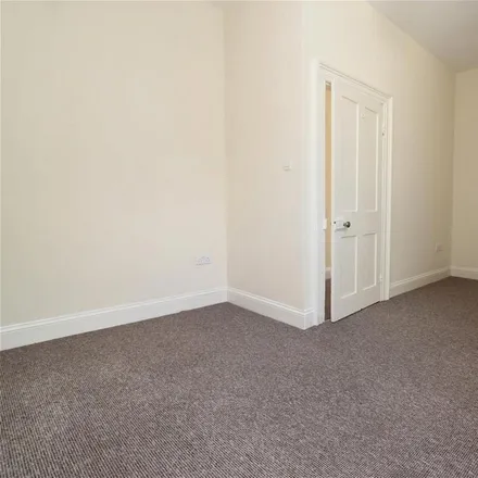 Image 7 - First Avenue, Plymouth, PL1 5QF, United Kingdom - Apartment for rent
