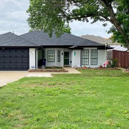 Buy this 3 bed house on 3514 Cliff Oaks Drive in Corinth, TX 76210