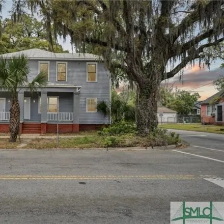 Buy this 9 bed house on 2073 Harmon Street in Savannah, GA 31401