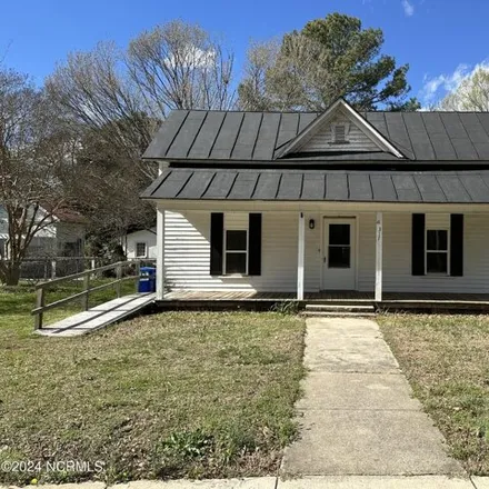 Buy this 2 bed house on 373 East Railroad Street in Spring Hope, Nash County