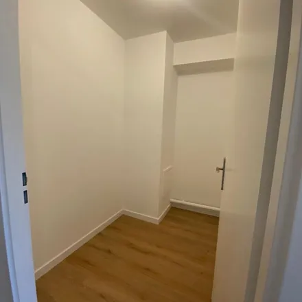 Rent this 1 bed apartment on 38 Rue Raphaël Corby in 78220 Viroflay, France