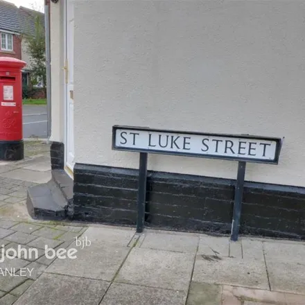 Image 3 - Saint Luke Street, Hanley, ST1 3PZ, United Kingdom - Apartment for rent