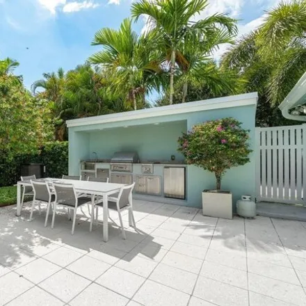 Image 8 - 739 Southeast 8th Street, Delray Beach, FL 33483, USA - House for sale
