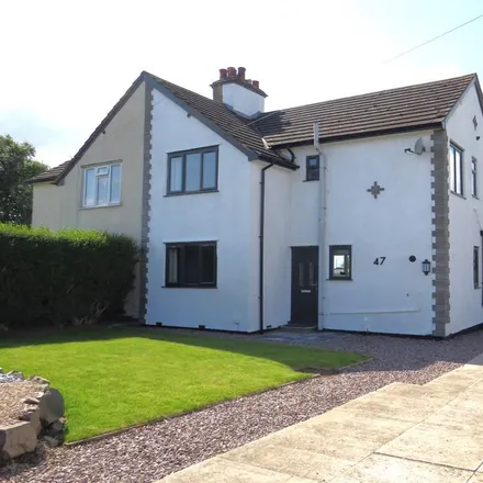Rent this 3 bed duplex on Coppice Drive in Dordon, B78 1QY