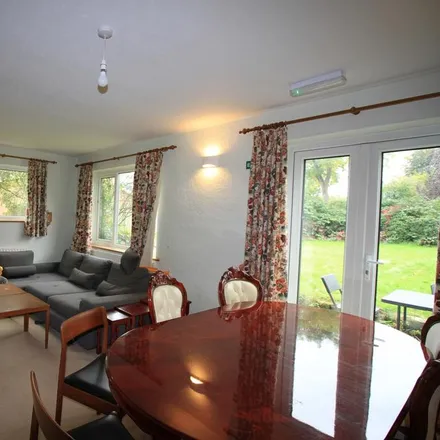 Rent this 5 bed house on 7 Old Mill Avenue in Coventry, CV4 7DY