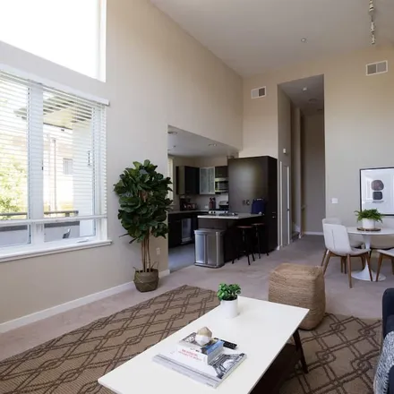 Rent this 2 bed apartment on Palo Alto