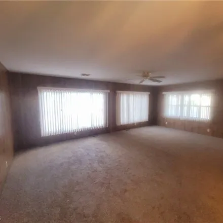 Image 9 - 5069 Royal Drive, Spring Valley, NV 89103, USA - Apartment for sale