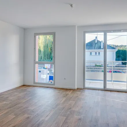Rent this 3 bed apartment on Rue des Postiers in 91610 Ballancourt-sur-Essonne, France