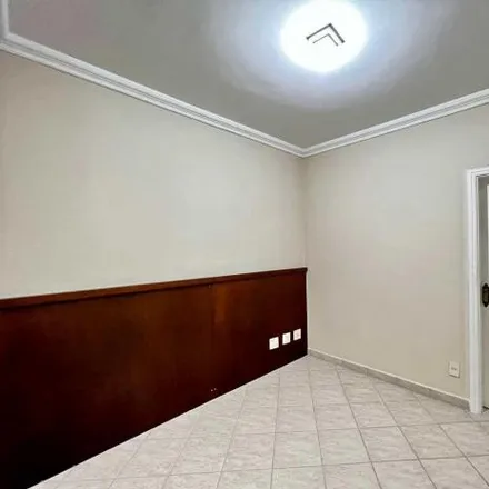 Buy this 5 bed apartment on Avenida Presidente Sarmiento in Tupi, Praia Grande - SP