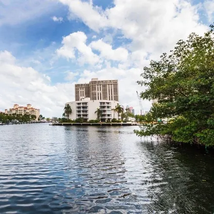 Rent this 1 bed condo on 19900 East Country Club Drive in Aventura, FL 33180