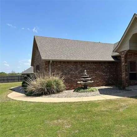Image 9 - 2293 County Road 1311, Blanchard, Oklahoma, 73010 - House for sale