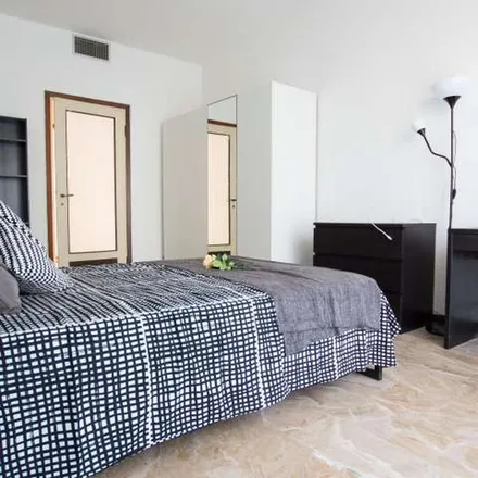 Rent this 6 bed apartment on Scavolini in Corso Sempione, 39