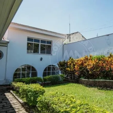 Rent this 3 bed house on Centro Histórico da Cidade de Itu in Rua Alagoas, Bairro Brasil