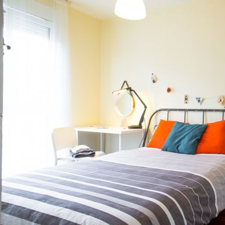 Rent this 3 bed room on Molano in Euskal Herria Kalea, 48991 Getxo