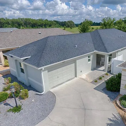 Buy this 3 bed house on 7750 Southeast 167th Mistwood Lane in The Villages, FL 34491