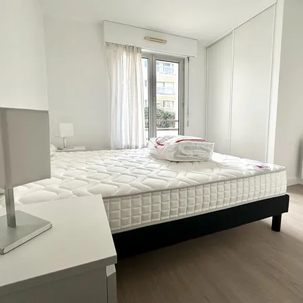 Image 3 - 38 Rue des Entrepreneurs, 75015 Paris, France - Apartment for rent