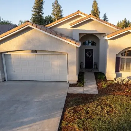 Buy this 3 bed house on 1434 East Dorothea Avenue in Visalia, CA 93292