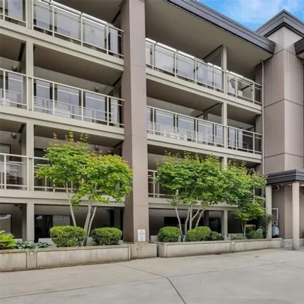 Image 1 - 9727 Northeast Juanita Drive, Kirkland, WA 98034, USA - Condo for sale