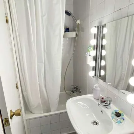 Rent this 2 bed apartment on DelGallo in Calle de la Palma, 24