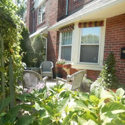 Rent this 3 bed townhouse on 107 Park Ter in New Jersey, 08108