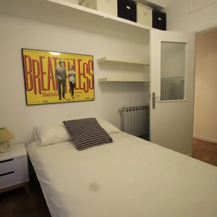 Rent this 2 bed apartment on Madrid in A La Belga, Calle de las Infantas