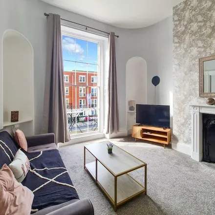 Image 5 - Cheltenham, GL50 4DT, United Kingdom - Apartment for rent