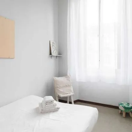 Image 8 - Elros Milano, Galleria Buenos Aires, 20129 Milan MI, Italy - Apartment for rent