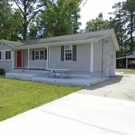 Buy this 2 bed house on 485 Clover Road in Fairlawn, Wilmington