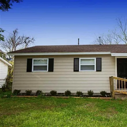 Buy this 3 bed house on 6508 Tracy Avenue in Little Rock, AR 72206