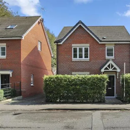 Buy this 3 bed house on Midland Road in Higham Ferrers, NN10 8BT
