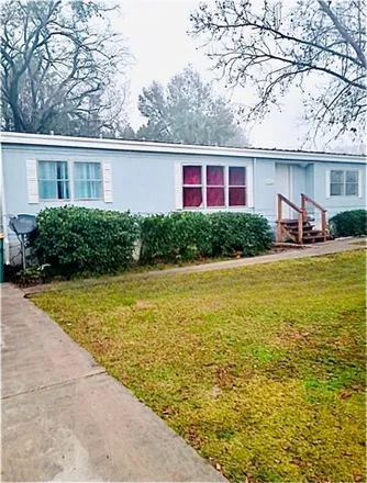 Buy this studio apartment on 5993 Southwest 63rd Place Road in Marion County, FL 34474