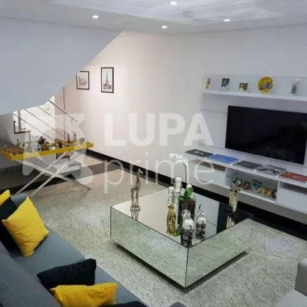 Buy this 3 bed house on Rua Doutor Afrodisio Vidigal in Jardim Japão, São Paulo - SP