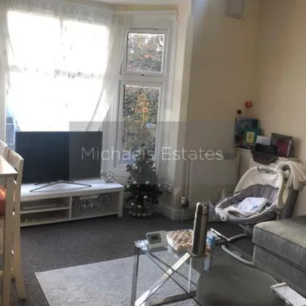 Rent this 2 bed apartment on Winchester Avenue in Leicester, LE3 1AY