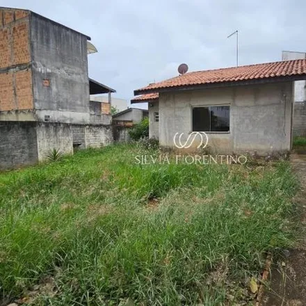 Buy this 1 bed house on Rua Emidio Cardoso Filho in Piracangaguá, Taubaté - SP