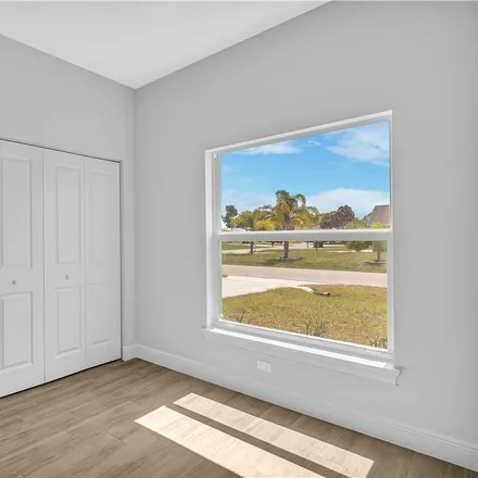 Image 6 - 1898 14th Street, Indian River County, FL 32960, USA - House for sale