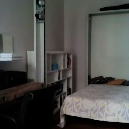 Rent this 1 bed apartment on 42 Rue Pastourelle in 75003 Paris, France