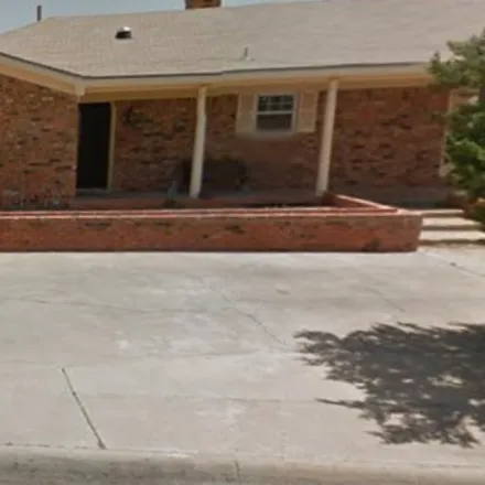 Image 2 - Robert H. Goddard Junior High School, 2500 Haynes Avenue, Midland, TX 79705, USA - Duplex for sale