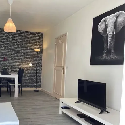 Rent this 1 bed apartment on Caen in Calvados, France