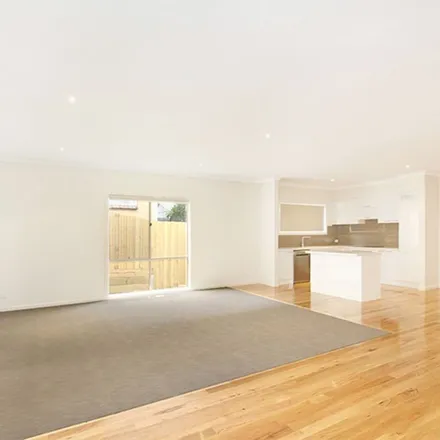 Image 2 - Taylor Road, Mooroolbark VIC 3138, Australia - Apartment for rent