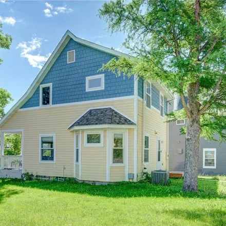 Buy this 3 bed house on 2931 North Lyndale Avenue in Minneapolis, MN 55411