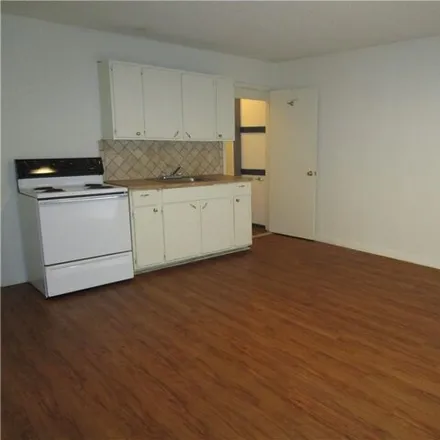 Image 2 - 4709 Harmon Avenue, Austin, TX 78751, USA - Apartment for rent