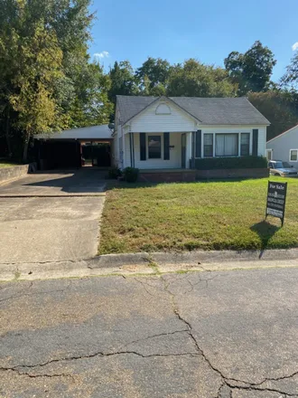 Buy this 3 bed house on 498 Ruth Street in Magnolia, AR 71753