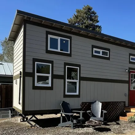 Buy this 1 bed loft on Waddell Electical Mechanics in 375 Northeast Burnside Avenue, Bend