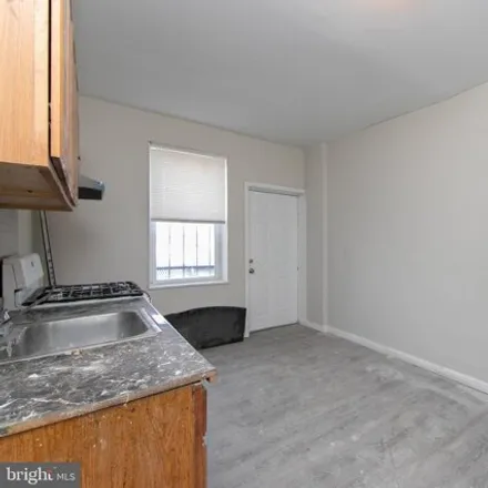 Image 7 - 961 Kimber Street, Camden, NJ 08102, USA - House for sale