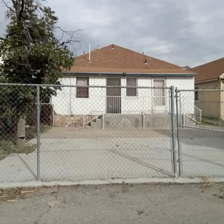 Image 3 - 1612 Wyoming Avenue, El Paso, TX 79902, USA - Duplex for sale