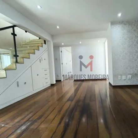 Buy this 4 bed apartment on Museu de Arte Moderna Murilo Mendes in Rua Santo Antônio 790, Centro