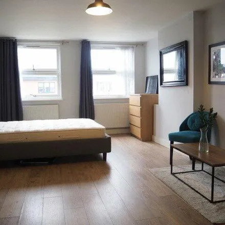 Rent this 1 bed room on 83 Clova Road in London, E7 9AG