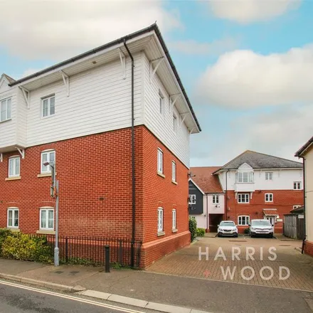 Rent this 2 bed apartment on Marsh Crescent in Rowhedge, CO5 7JQ
